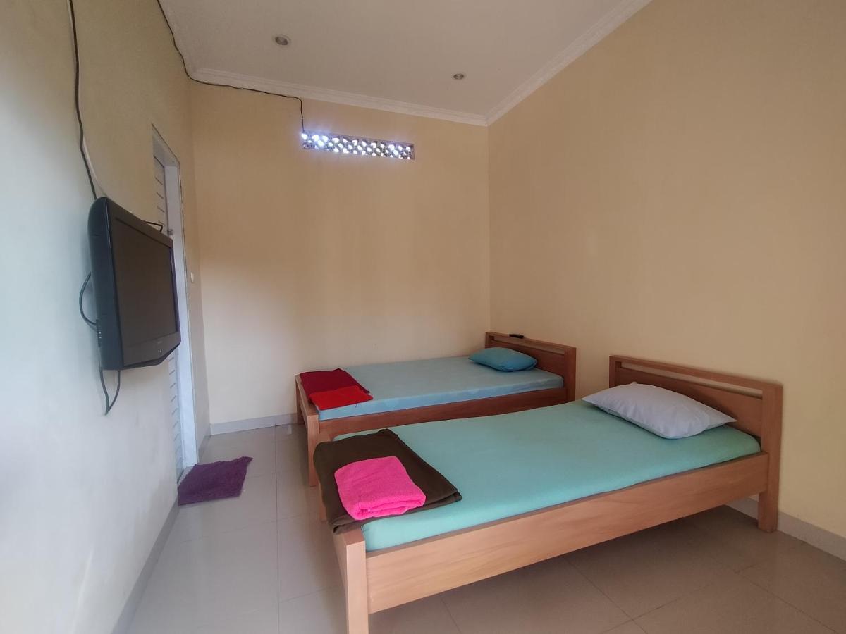Twin Room,1243323430:JPEG
