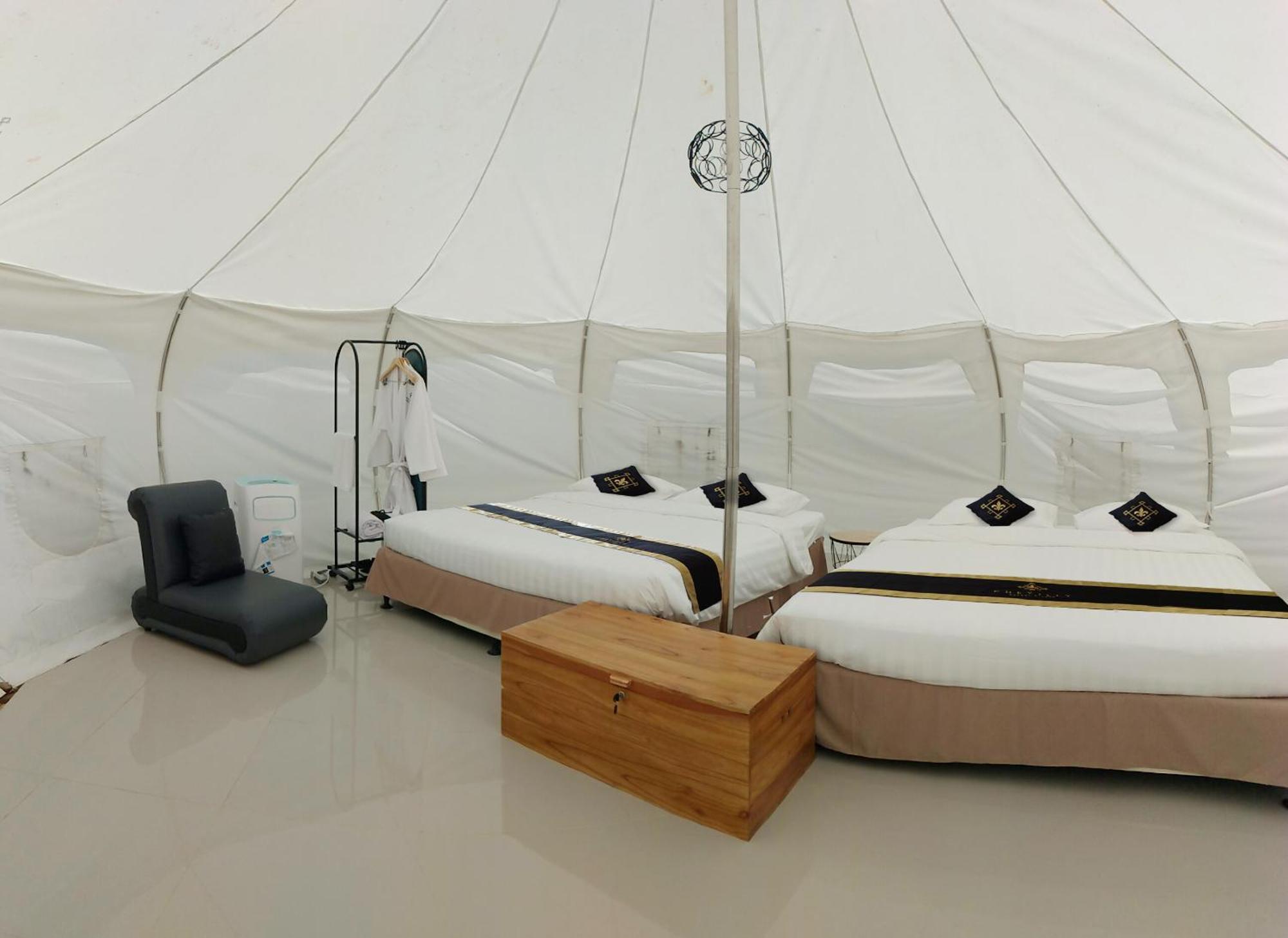Camp Two Bed for 4 Pax (Exclude Resort Fee & Parking Fee)