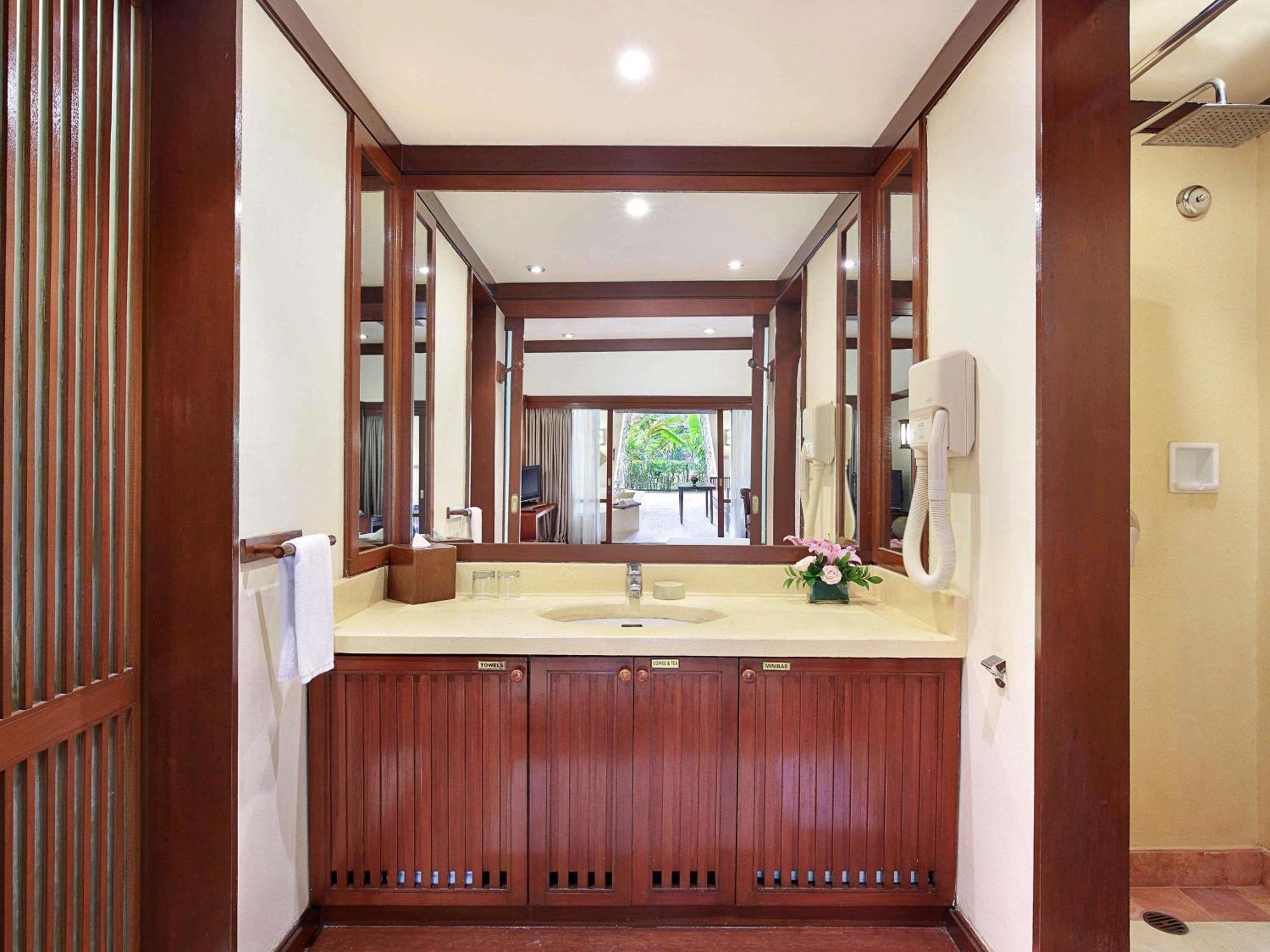 Kamar Deluxe King dengan Bathtub