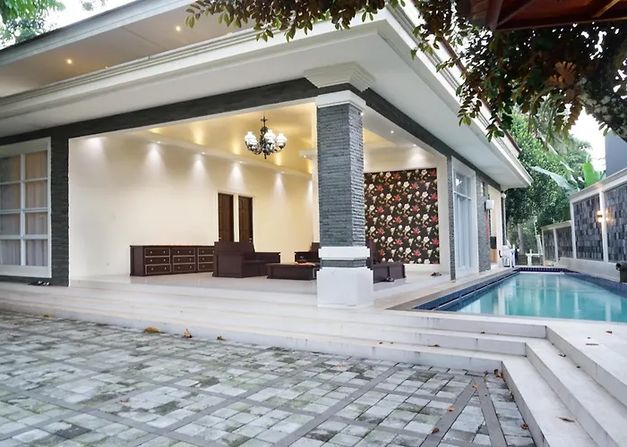 Villa Sanlias Bogor, Indonesia