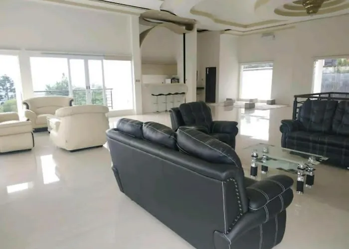 Villa Hala