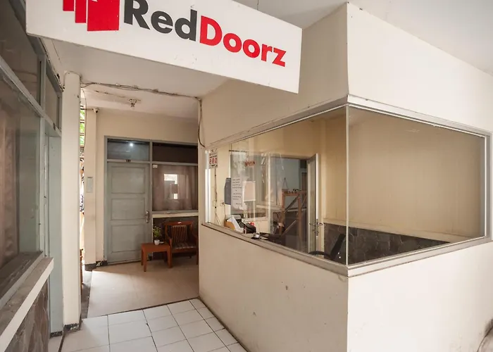 RedDoorz Plus near RS PMI Bogor, Indonesia