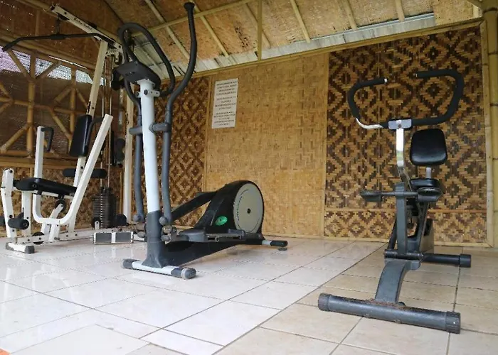 Villa Bukit Pinus Bogor, Indonesia