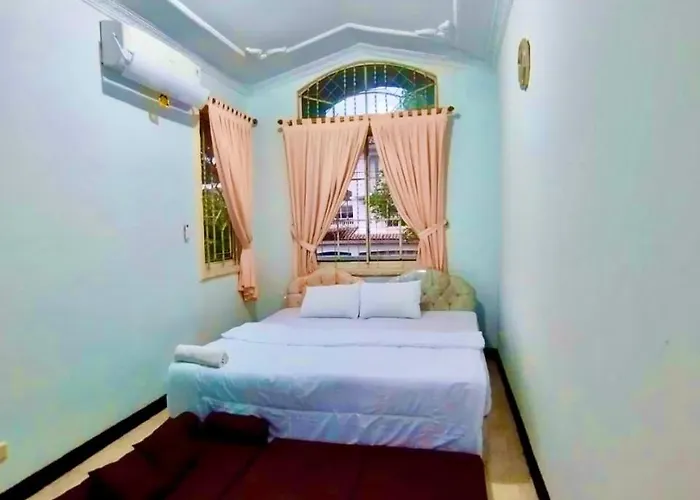 Vila Princess Sentul 24jam, 5 bedroom Private pool, Tenis meja, mini soccer, mini billiard, Karaoke, Ayunan,BBQ, bebas jam cekin, cekout sesuai jm cekin Bogor, Indonesia