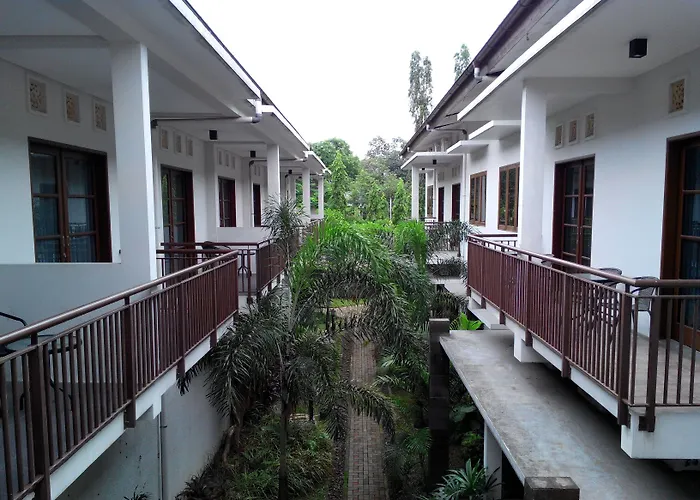 Gdw Hotel & Resort