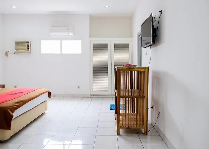 RedDoorz Plus near Jalan Baru Bogor, Indonesia