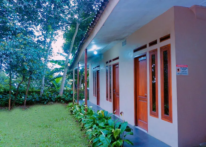Kavio Resort Near Taman Safari Redpartner