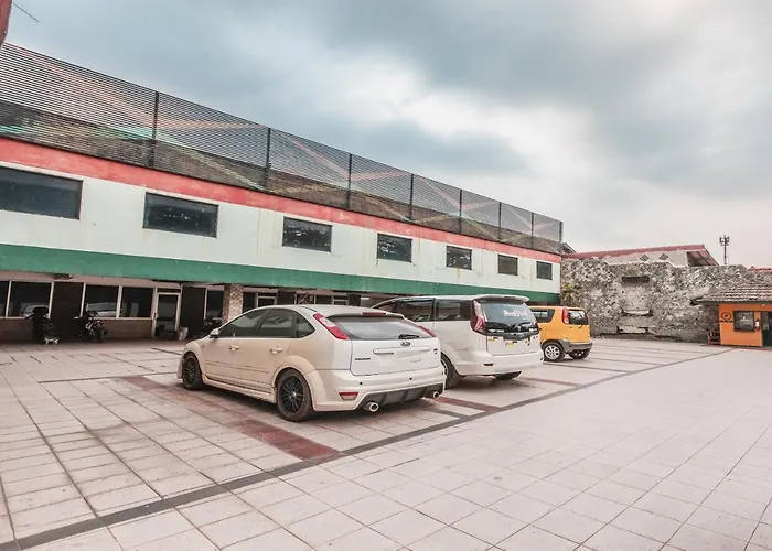 OYO 1383 Taman Cibinong 2